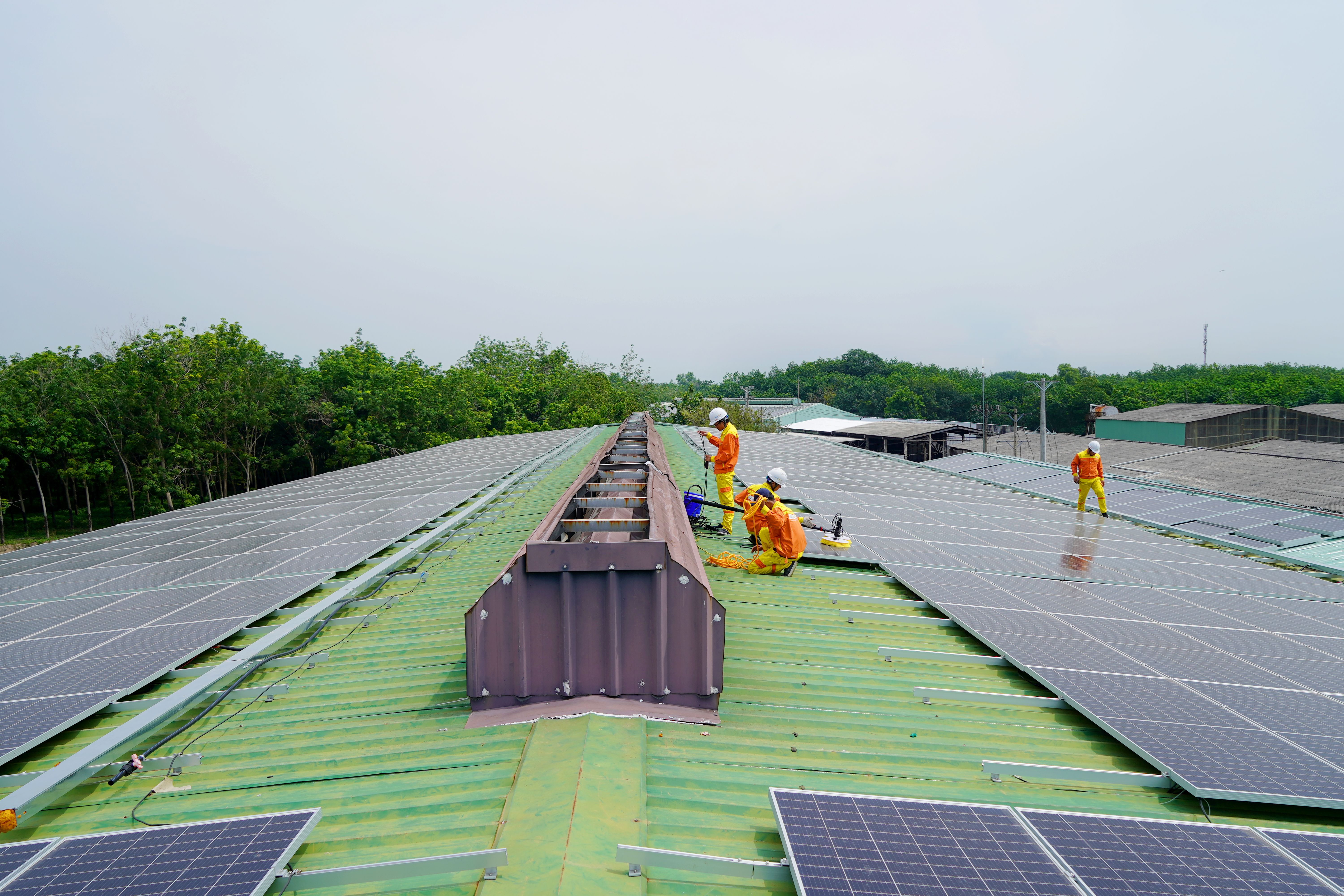 Impianto fotovoltaico su capannone industriale