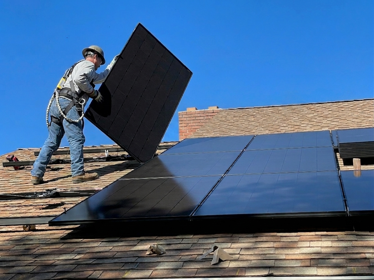 Impianto fotovoltaico su tetto residenziale